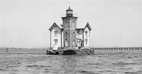 Lost Lighthouses of New York Harbor | National Lighthouse Museum