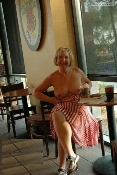 Curvy Blonde MILF With Huge Boobs Topless At Backyard Boobs Flash Pics