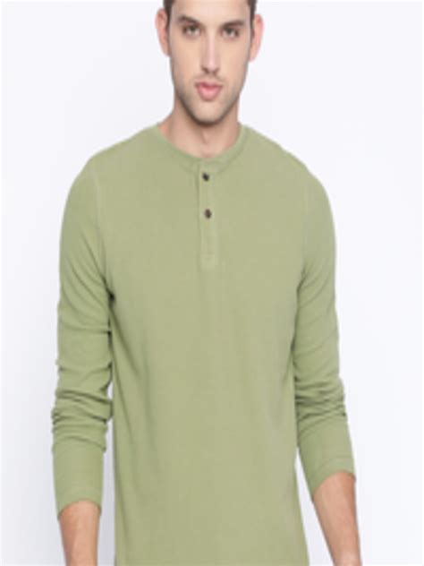 Buy Basics Men Green Solid Muscle Fit Cotton Henley Neck T Shirt