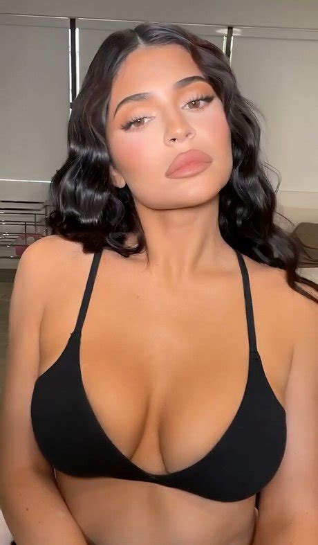 Kylie Jenner Nude Onlyfans Leaked Photo Topfapgirls