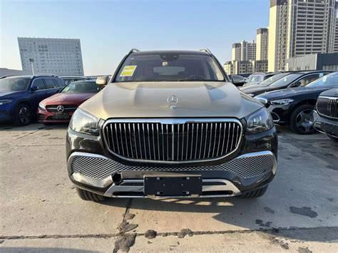 拍卖车 迈巴赫 Gls 600 4matic 礼尚版 黑金棕 现车优惠60万元 恩佐网