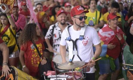 Esperanza alegría euforia los brasileños salen a la calle para