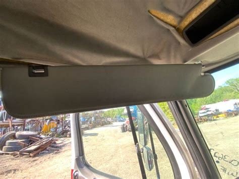 2007 Freightliner M2 106 Sun Visor For Sale Elkton Md P 24381