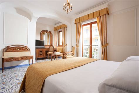 Grand Hotel De La Ville Manniello Hotels Sorrento Italy Design Per Camera D Albergo