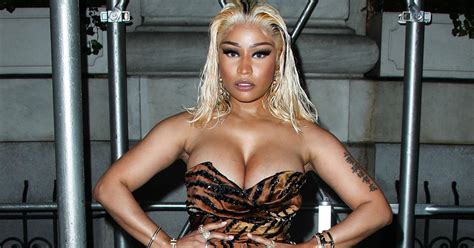 Nicki Minaj In Talks To Settle Lawsuit Over Alleged Damaged Costumes