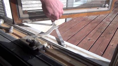 How To Replace The Operator In A Pella Casement Window Casement