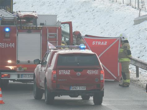 Śmiertelny wypadek w powiecie nowodworskim Ciężarówka potrąciła