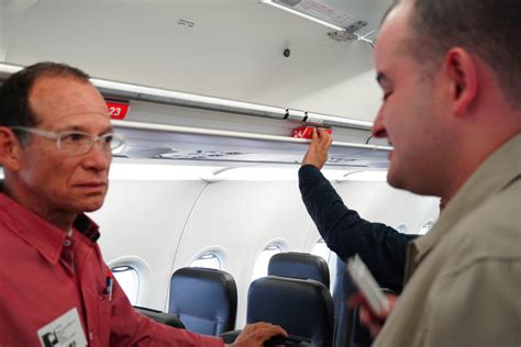 “todos Podemos Volar” Avianca Le Da La Bienvenida Al Sistema Braille En Sus Aviones