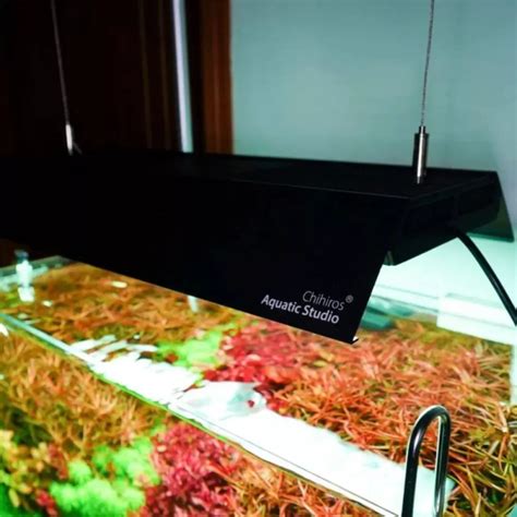 Sombra Lámpara Chihiros Vivid 2 Rgb Negra Acuario Plantado