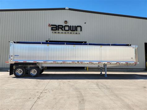 Dump Trailers | Brown Industrial, Inc.