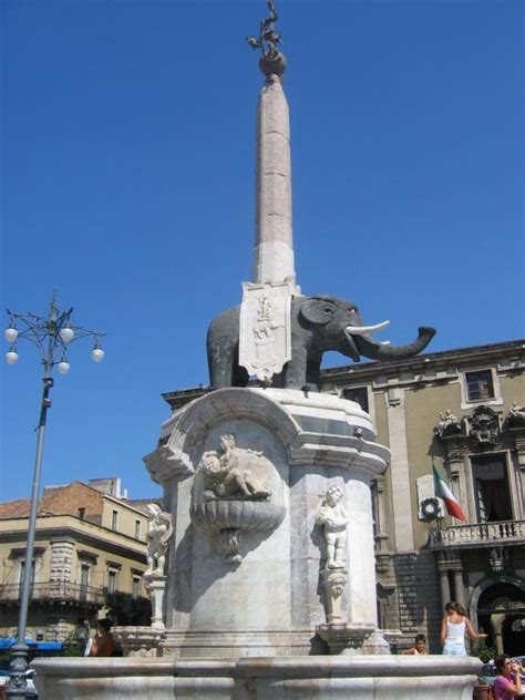 Fontana Dell Elefante Catania Viaggiart