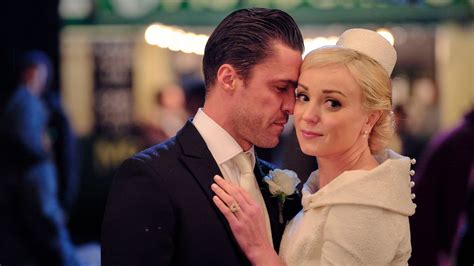 Call The Midwife S Helen George And Olly Rix S Future On Show Revealed Hello