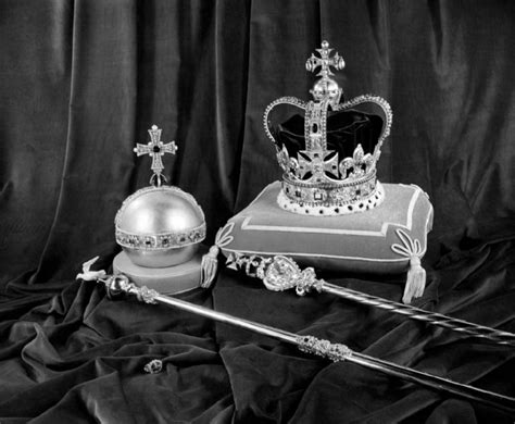 Cuál Es La Corona Que Usará El Rey Carlos Iii Durante Su Coronación