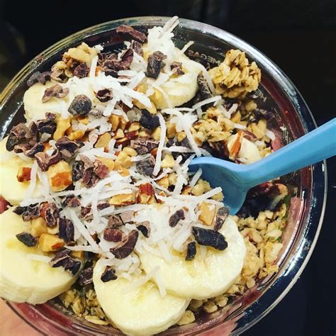 Seriously I May Be A Bit Behind In The Acai Bowl Craze But I Live In The Boonies And Simply