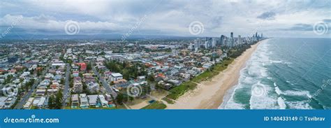 Mermaid Beach Suburb and Gold Coast City Skyline. Editorial Stock Image ...