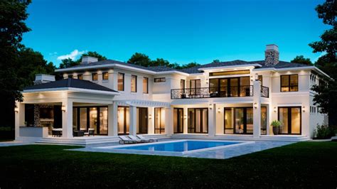 What Are The Key Factors To Consider When Buying A Luxury Estate