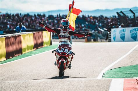 Izan Guevara Campeón del Mundo de Moto3 Club del Motorista KMCero