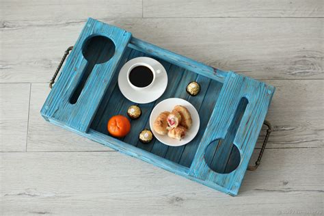 Подносы: Голубой поднос – купить на Ярмарке Мастеров – MUZZMRU ...