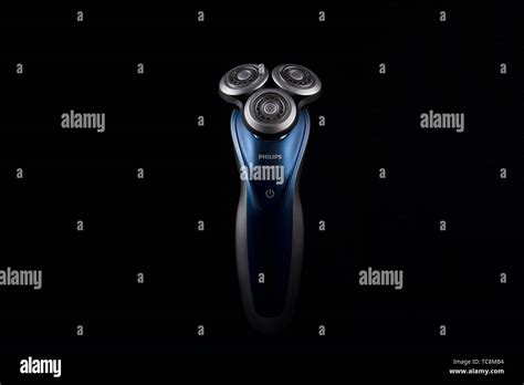 Razorblade Hi Res Stock Photography And Images Alamy