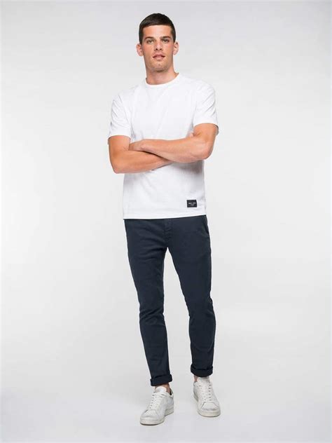 Replay Jeans, sito ufficiale: scopri la collezione online