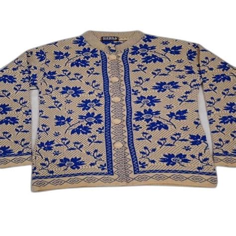 Round Neck Casual Wear Women Woolen Cardigan Size Xl Hand Wash At Rs