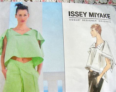 Vogue Uncut Issey Miyake Designer Misses Japanese Fashion Close