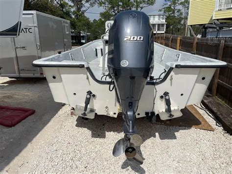 2014 Yamahas F200lb 200hp 4 Stroke 20 Shaft Outboard Motor