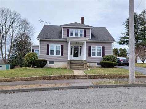 22 Winslow St Gardner MA 01440 Zillow