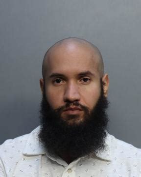 Claudio Torres Sex Offender Or Predator In Miami FL 33142 FL96471