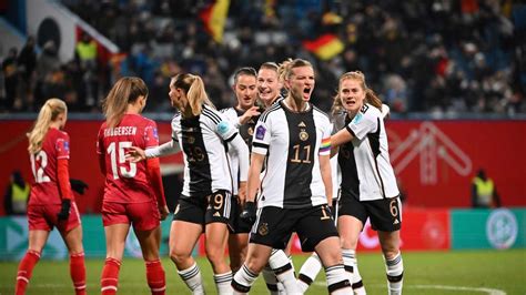 Olympia Weiter M Glich Dfb Elf Berzeugt Gegen D Nemark