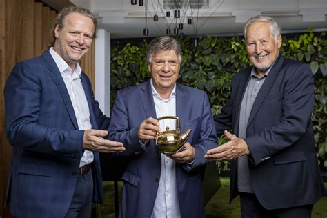 Goldene Teekanne für Lebenswerk Ehrung für Peter Schröcksnadel