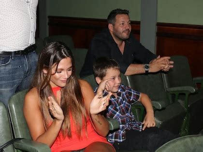 El Descuido Hot De Barbie V Lez En El Estreno De Nazarena Infobae