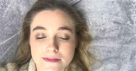 Un maquillage nude pour les fêtes Comme On Est