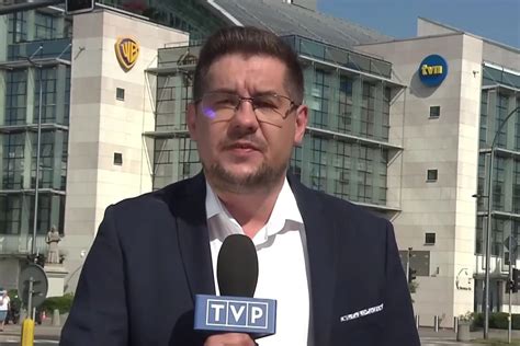 Konrad Wąż daje w TVP lekcję obiektywnego dziennikarstwa WIDEO