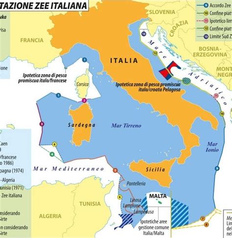 Il Mare In Carta Una Mostra Fotografica In Sei Mappe Geopolitiche