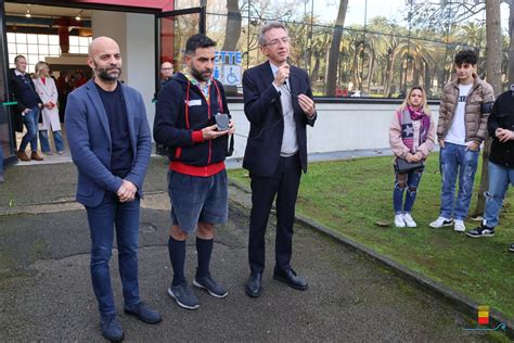 Alla Mostra D Oltremare Il Pranzo Di Natale Per I Senza Dimora Mostra