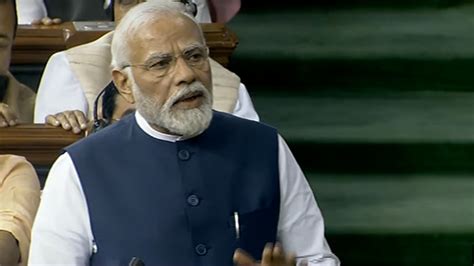 Modi Teri Kabra Khudegi Is Opposition S Favourite Slogan Pm In Lok Sabha