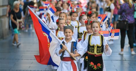 Najlep A Slika Grada Na Dan Srpskog Jedinstva Mali Ana U