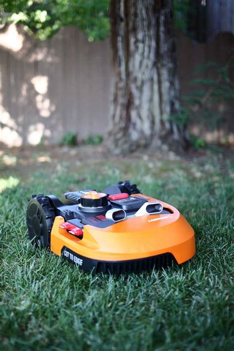 Worx Landroid L 20V Cordless GPS Robotic Lawn Mower RonMowers