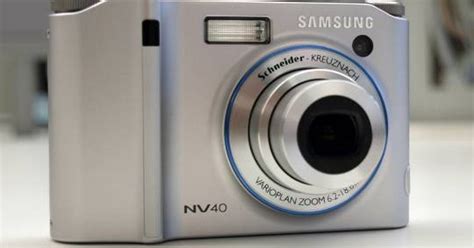 Photos: Hands-on with the Samsung NV40 - CNET