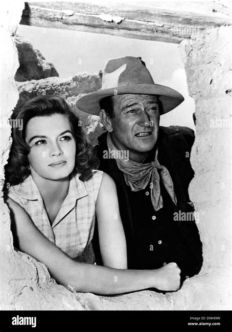 Angie Dickinson Rio Bravo 1959 Fotografías E Imágenes De Alta