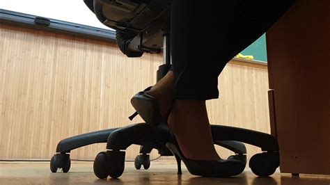 Tired Pantyhose Teacher Shoeplay High Heels Free Porn C