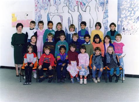 Photo De Classe Ce De Ecole Victor Hugo Bethune Copains D Avant