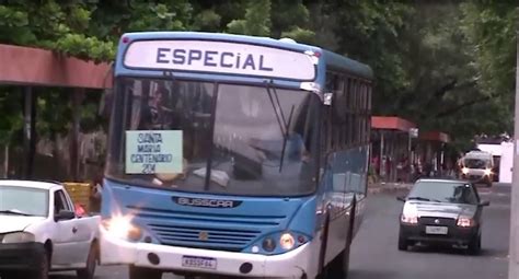 Motoristas e cobradores de ônibus entram no segundo dia de greve em