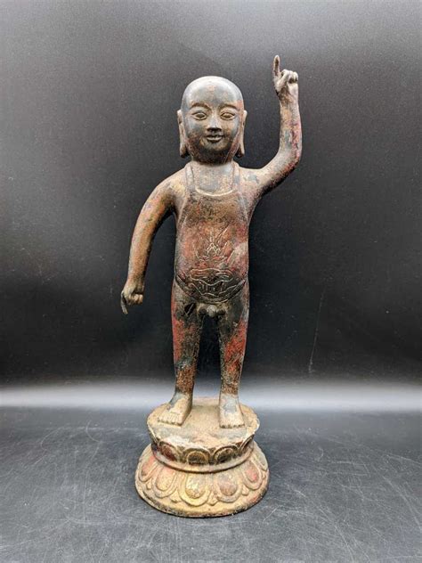 【やや傷や汚れあり】【萬】中国古玩 時代物 四世 古銅 誕生仏 高さ約31cm 釈迦如来仏立像 念持仏 仏像 厄災 仏教美術の落札情報詳細