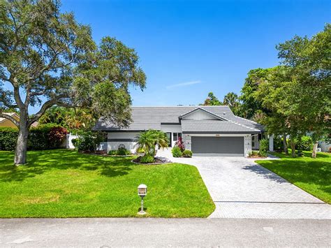 2415 Sw 35th Ave Delray Beach Fl 33445 Zillow