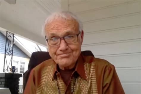 Sex Bringt Uns N Her An Gott Pastor Entscheidet Sich Mit Jahren Porno Darsteller Zu Werden