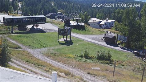 Lift Plaza Webcam - Montana Webcams