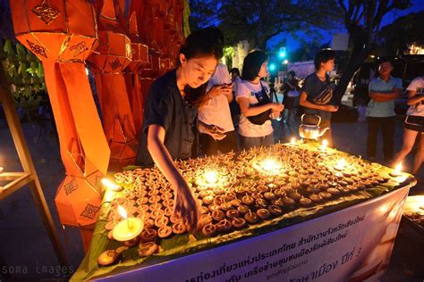 Loy Krathong Candle Dancers Chiang Mai Thailand Chiang Mai