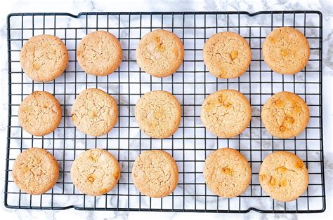 Caramel Biscuits Just What You Need For Teatime